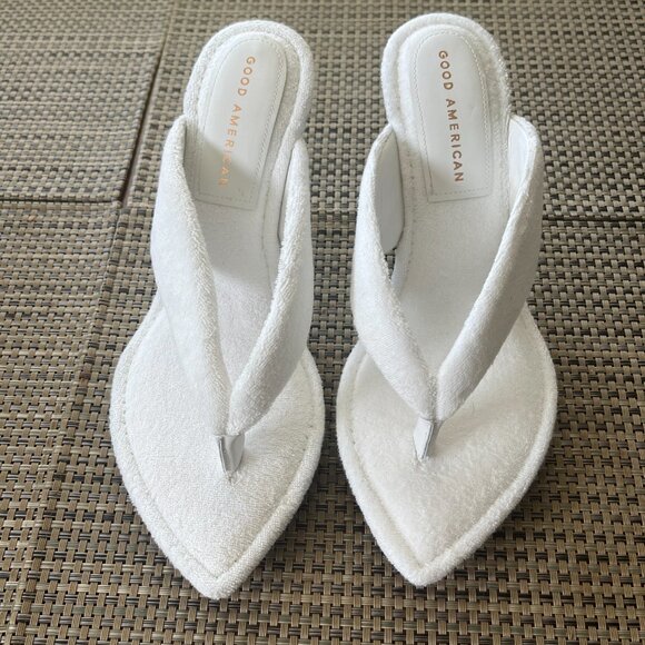 NWOT Good American Clear Wedge Sandals size 9 - Picture 3 of 8